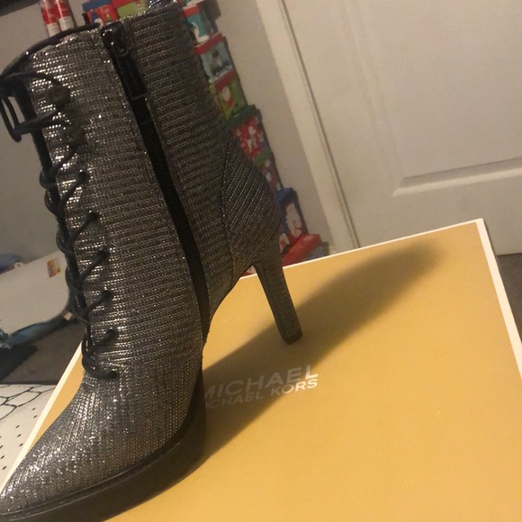 Ordered and didn’t end up wearing them - Picture 1 of 2